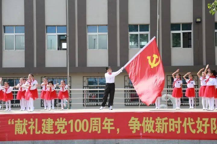 记者大逃脱
